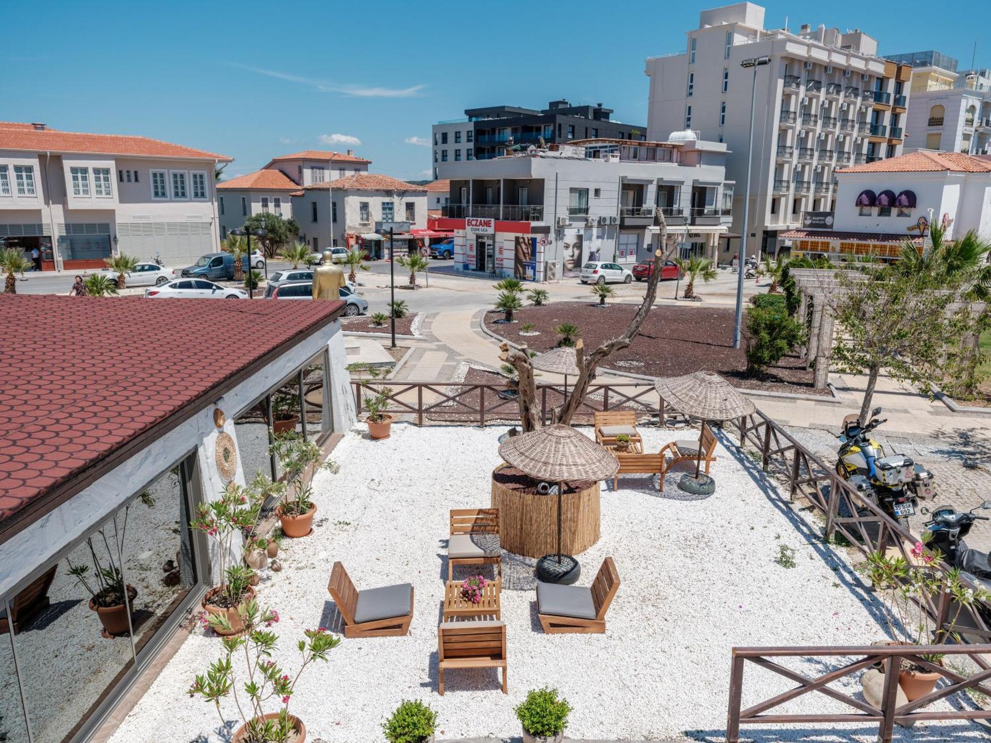 Cumbalica Garden Hotel Çeşme Exterior foto